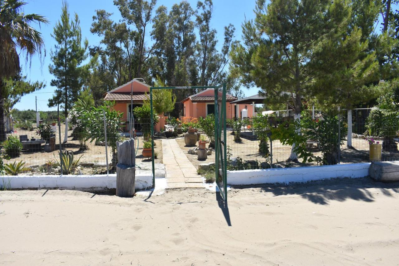 Agios Nikolaos  Bouka Beachfront Bungalows מראה חיצוני תמונה